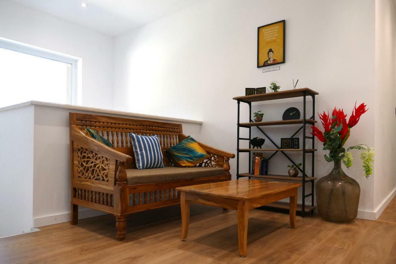 Sanskriti Hotel Scionzier Luaran gambar