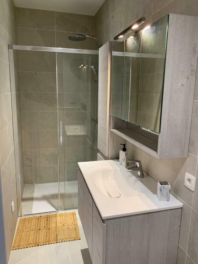 Sanskriti Hotel Scionzier Luaran gambar
